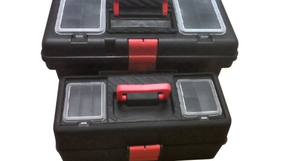 Cassetta portautensili salvaspazio in plastica 32 x 14 cm